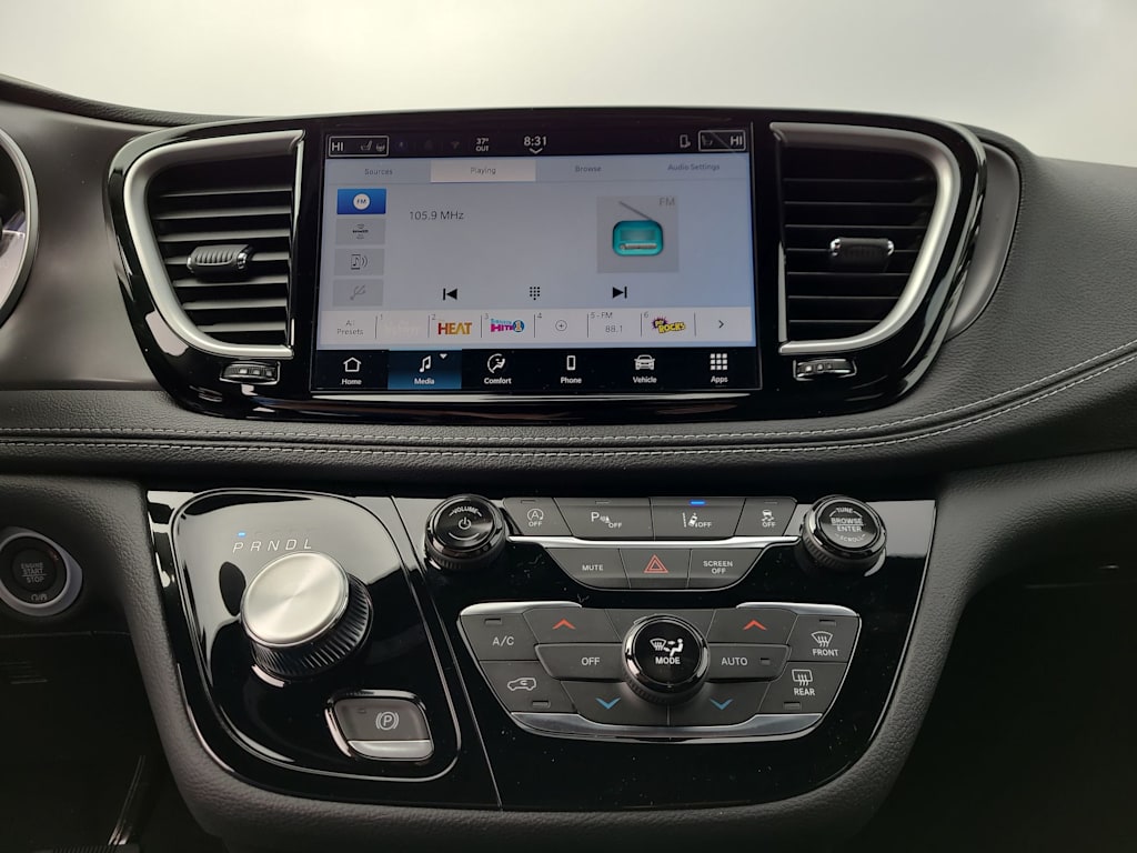 Thumbnail: 2026 Chrysler Pacifica - 13
