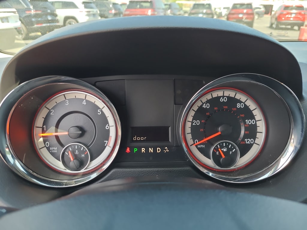 Thumbnail: 2016 Dodge Grand Caravan - 14