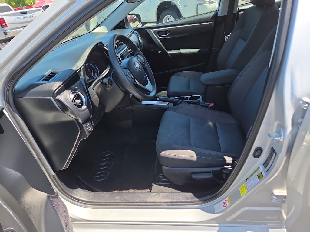 Thumbnail: 2018 Toyota Corolla - 10