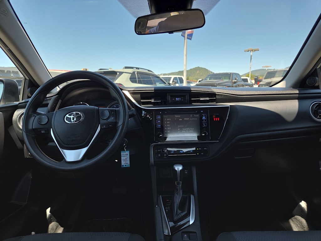Thumbnail: 2018 Toyota Corolla - 9