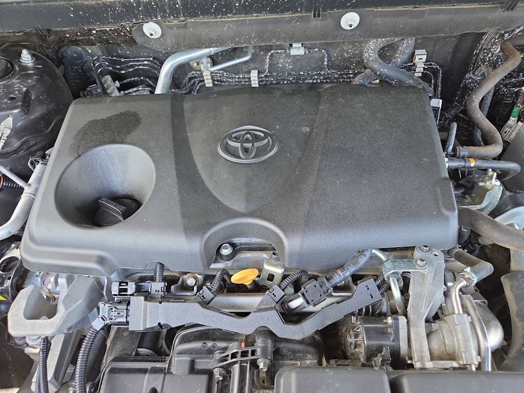 Thumbnail: 2019 Toyota RAV4 - 9