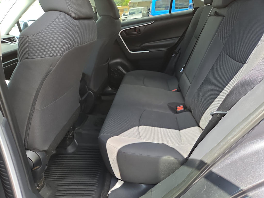 Thumbnail: 2019 Toyota RAV4 - 28