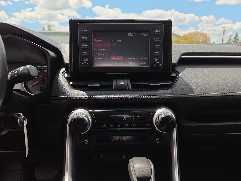Thumbnail: 2019 Toyota RAV4 - 13