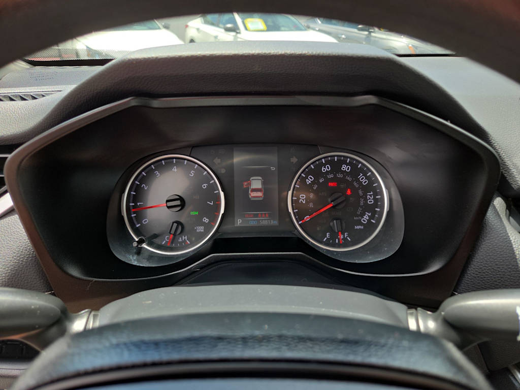 Thumbnail: 2019 Toyota RAV4 - 15