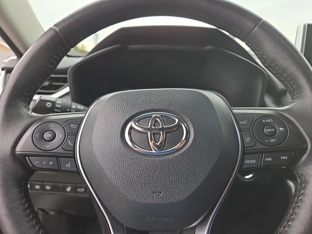 Thumbnail: 2021 Toyota RAV4 - 29