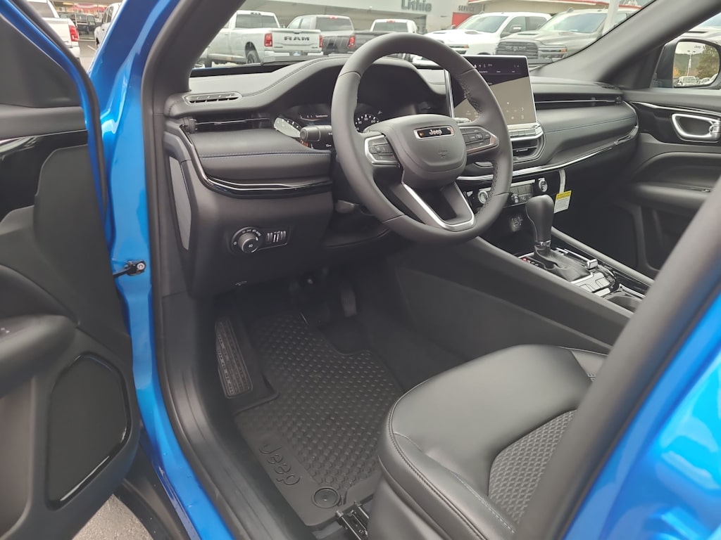 Thumbnail: 2026 Jeep Compass - 2
