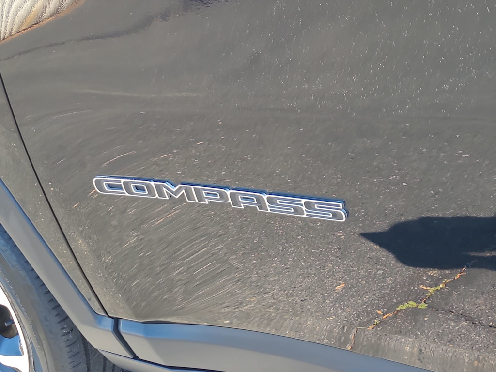 Thumbnail: 2022 Jeep Compass - 7