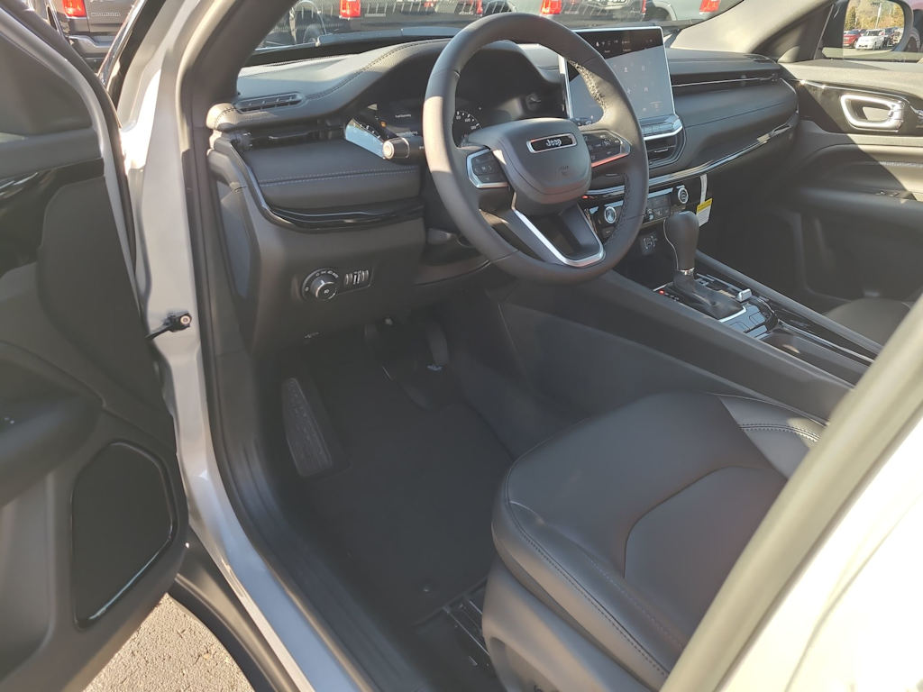 Thumbnail: 2026 Jeep Compass - 2