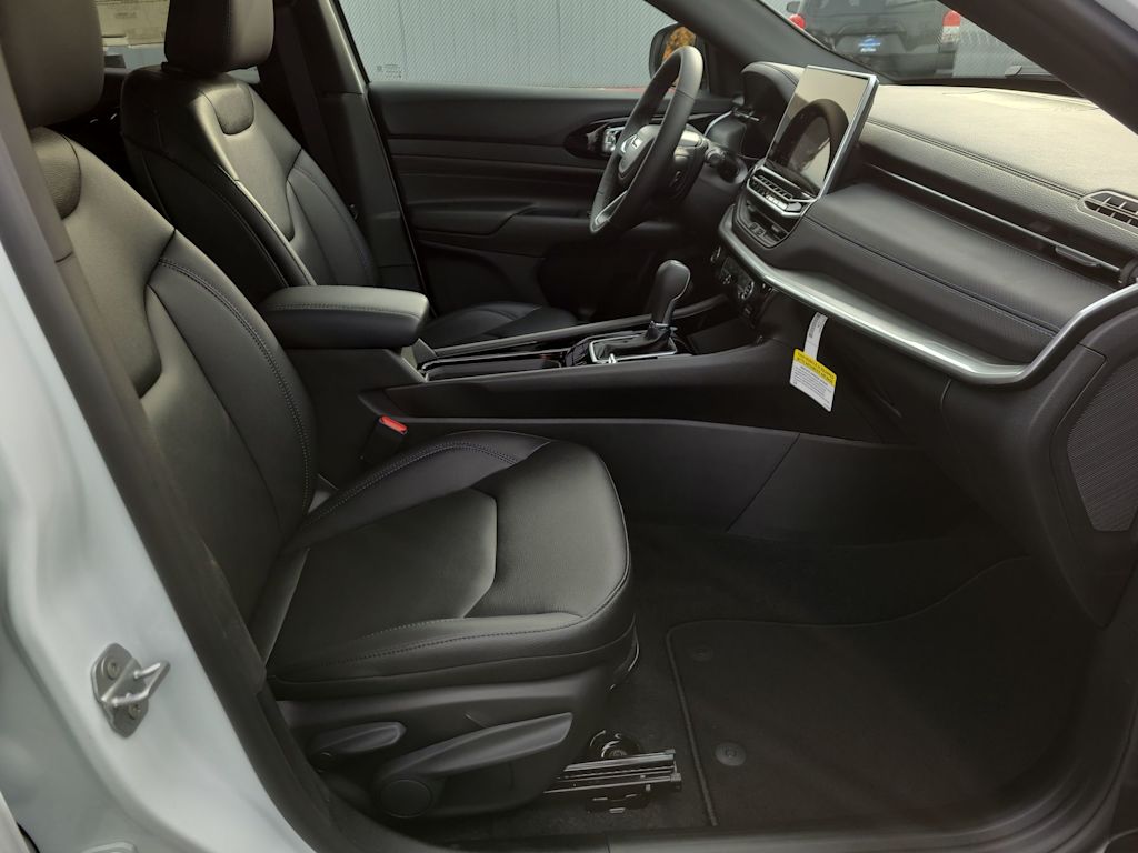 Thumbnail: 2026 Jeep Compass - 12