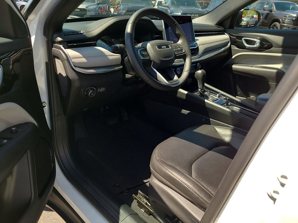 Thumbnail: 2025 Jeep Compass - 12