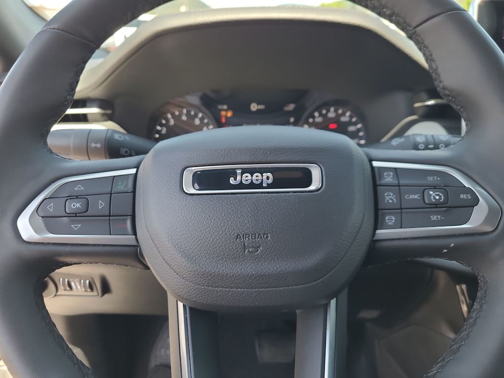 Thumbnail: 2025 Jeep Compass - 29
