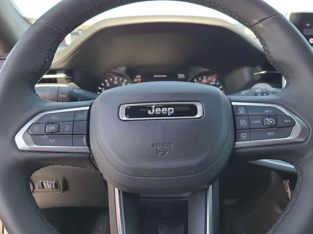 Thumbnail: 2025 Jeep Compass - 29