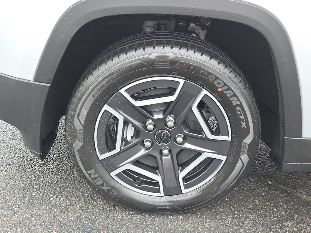 Thumbnail: 2026 Jeep Cherokee - 8