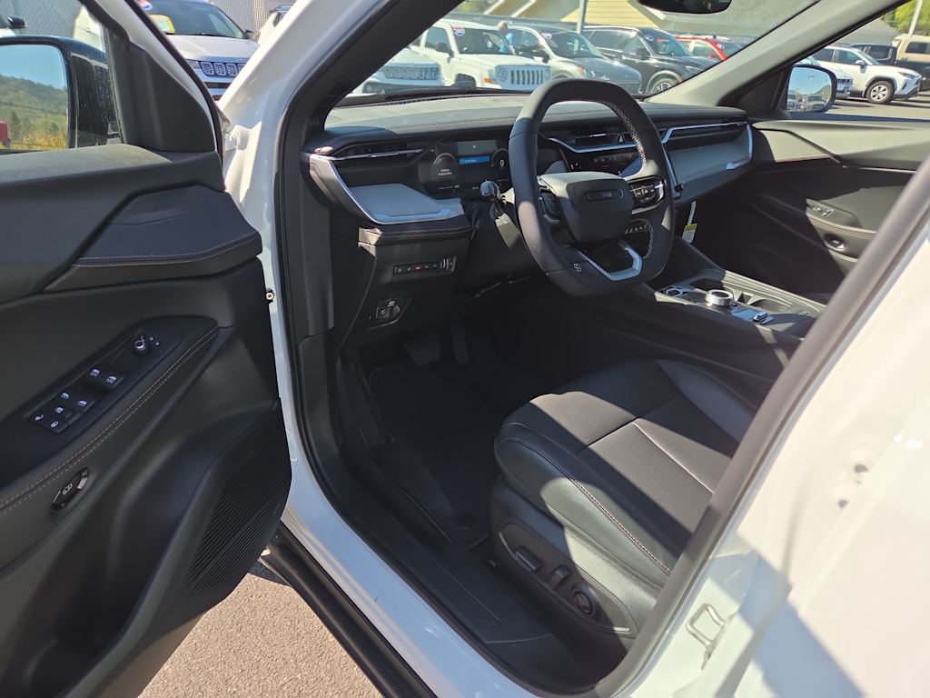 Thumbnail: 2026 Jeep Cherokee - 23