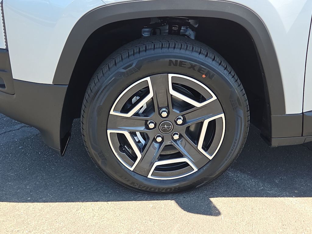 Thumbnail: 2026 Jeep Cherokee - 8