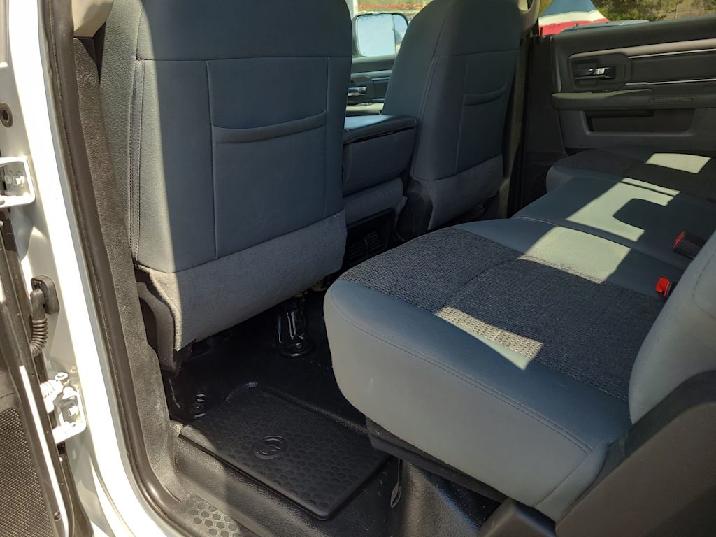 2018 RAM 3500 SLT 26