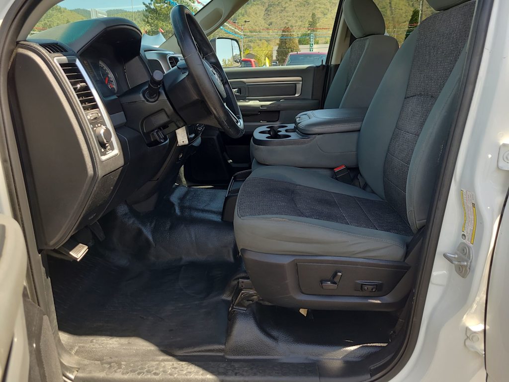 2018 RAM 3500 SLT 11