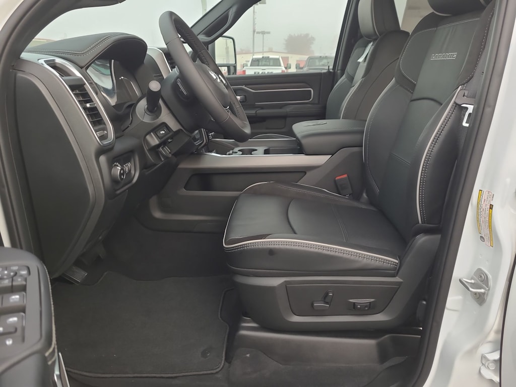 2026 RAM 2500 Laramie - Photo 10