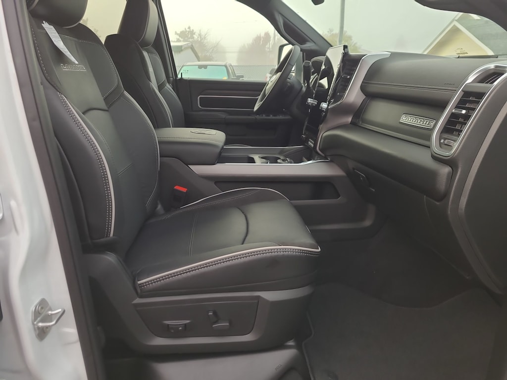 2026 RAM 2500 Laramie - Photo 11