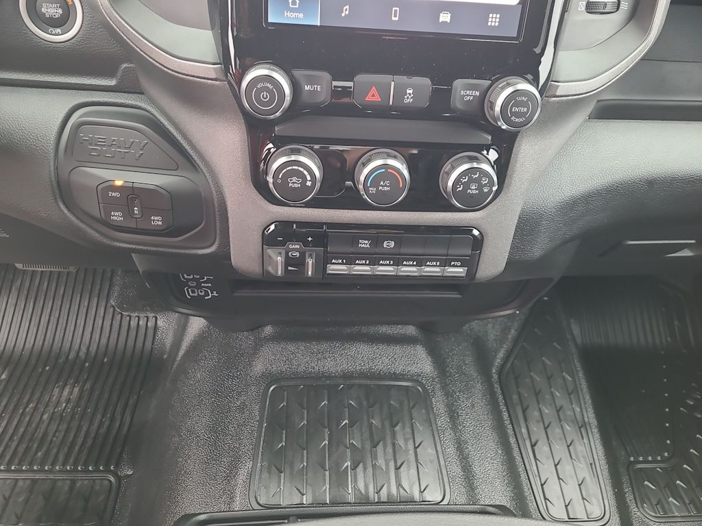 Thumbnail: 2026 RAM 3500 - 27