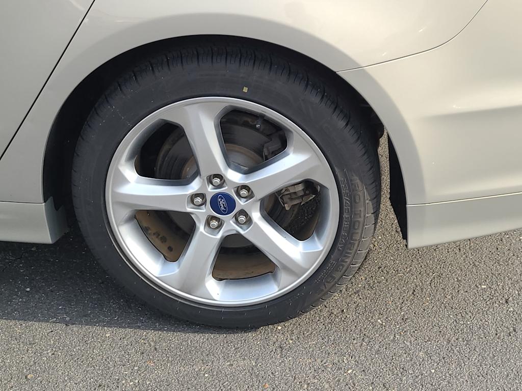 Thumbnail: 2015 Ford Fusion - 8