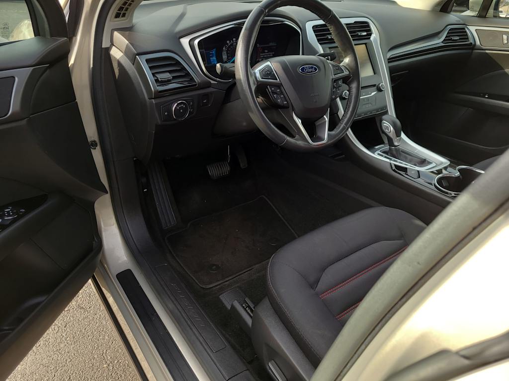 Thumbnail: 2015 Ford Fusion - 2