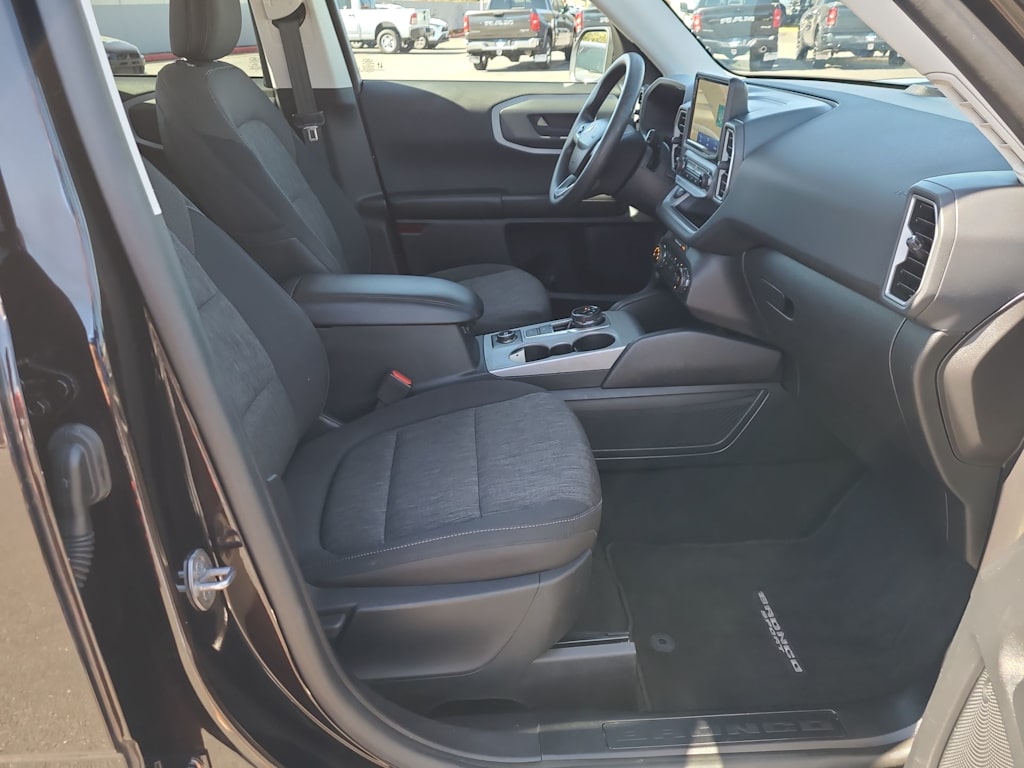 Thumbnail: 2021 Ford Bronco Sport - 12