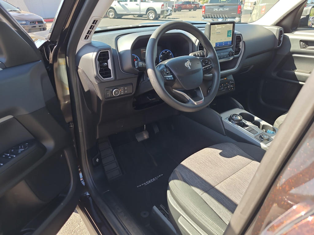 Thumbnail: 2021 Ford Bronco Sport - 2