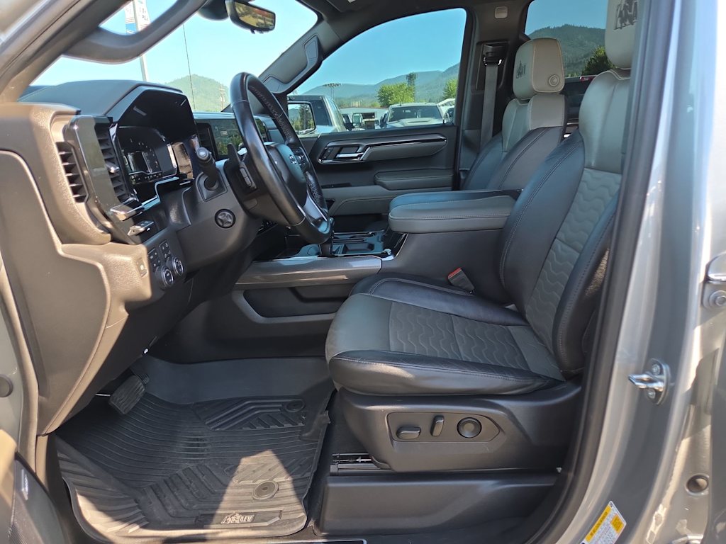 Thumbnail: 2024 Chevrolet Silverado 1500 - 11