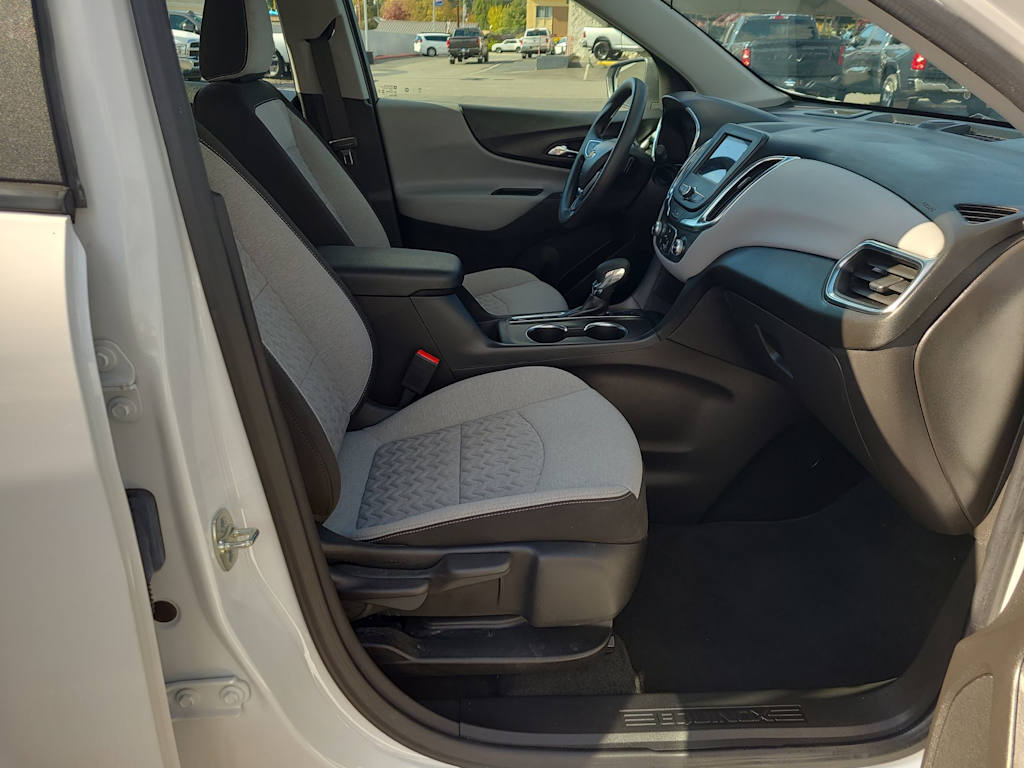 Thumbnail: 2024 Chevrolet Equinox - 12