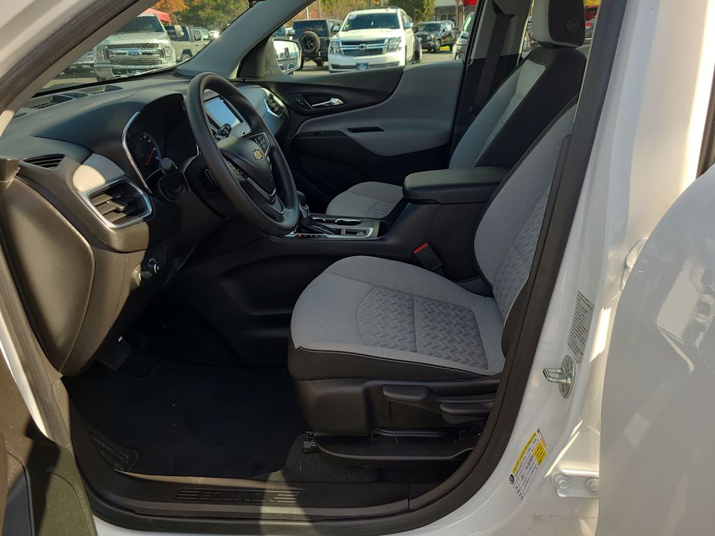 Thumbnail: 2024 Chevrolet Equinox - 11