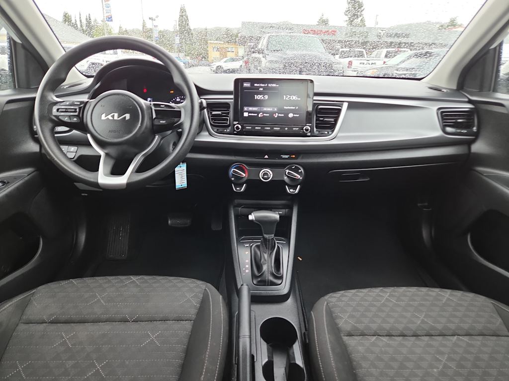 Thumbnail: 2023 Kia Rio - 9