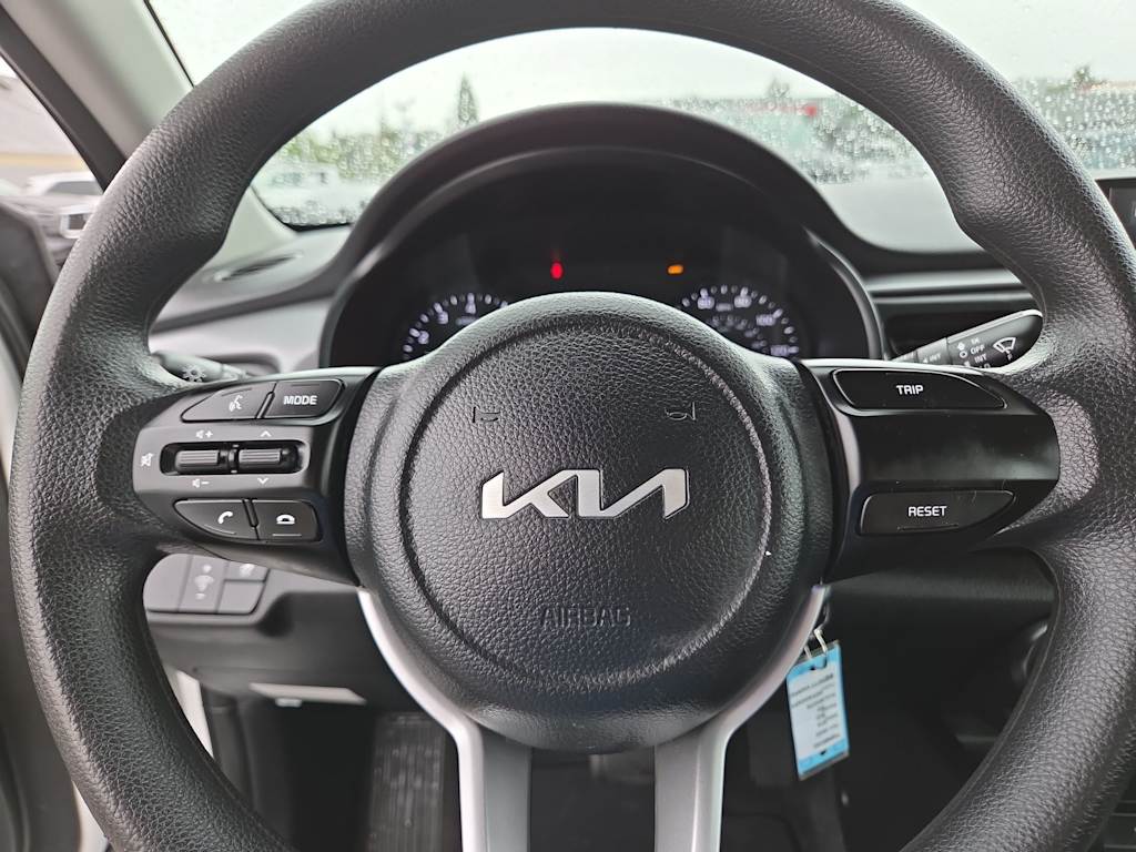 Thumbnail: 2023 Kia Rio - 13