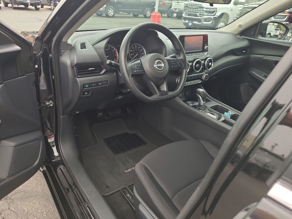 Thumbnail: 2024 Nissan Sentra - 2