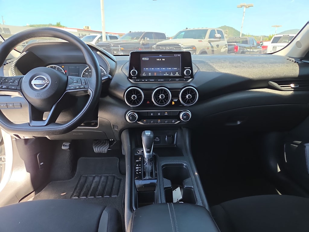 Thumbnail: 2025 Nissan Sentra - 9