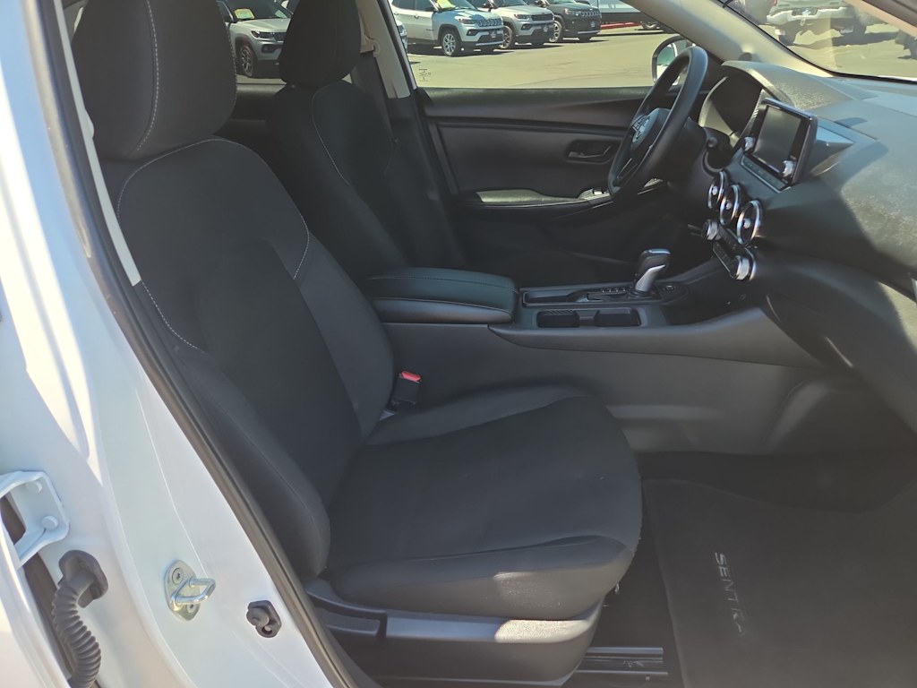 Thumbnail: 2025 Nissan Sentra - 11