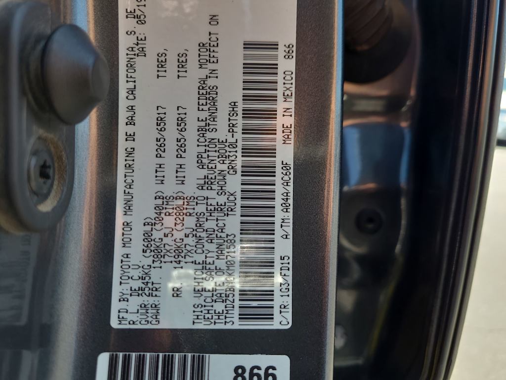 Thumbnail: 2019 Toyota Tacoma - 19