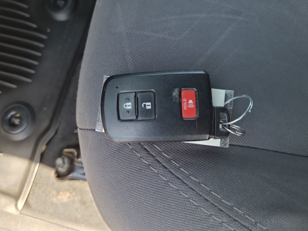 Thumbnail: 2019 Toyota Tacoma - 18