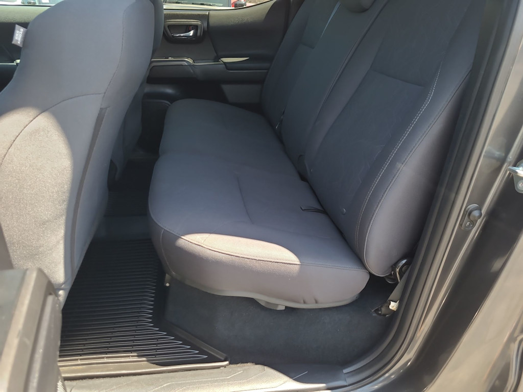 Thumbnail: 2019 Toyota Tacoma - 28