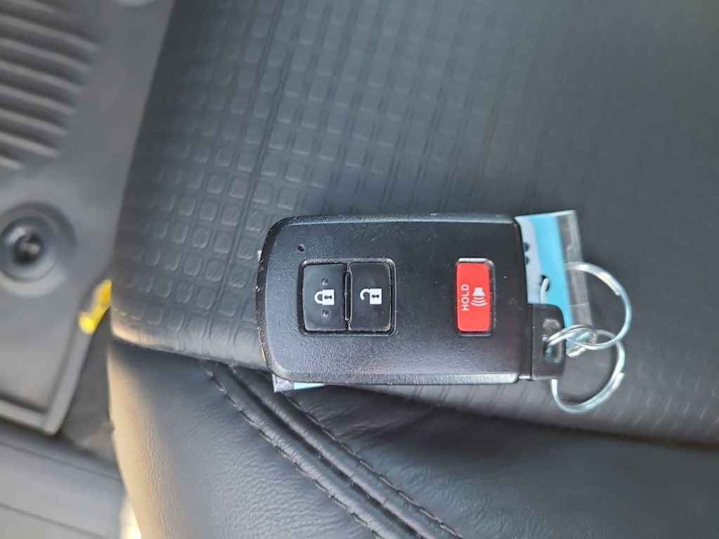 Thumbnail: 2023 Toyota Tacoma - 18