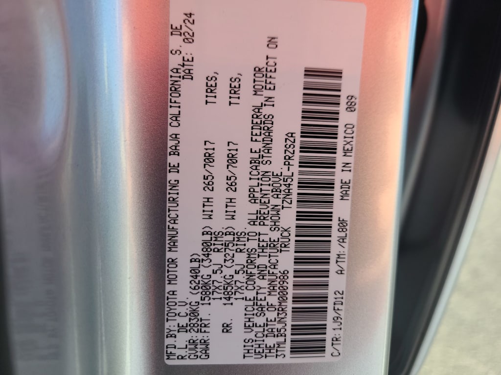 Thumbnail: 2024 Toyota Tacoma - 18