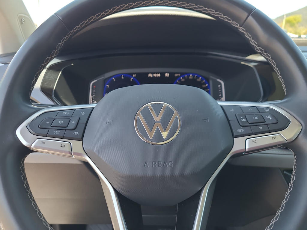 Thumbnail: 2022 Volkswagen Taos - 28