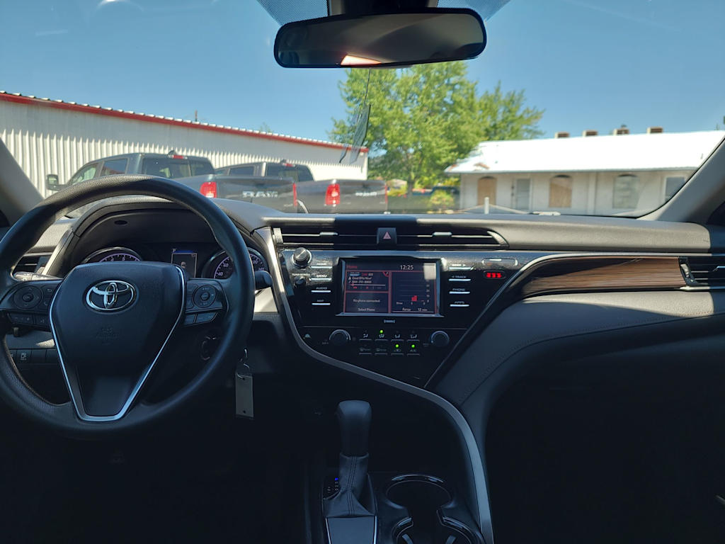 Thumbnail: 2020 Toyota Camry - 10