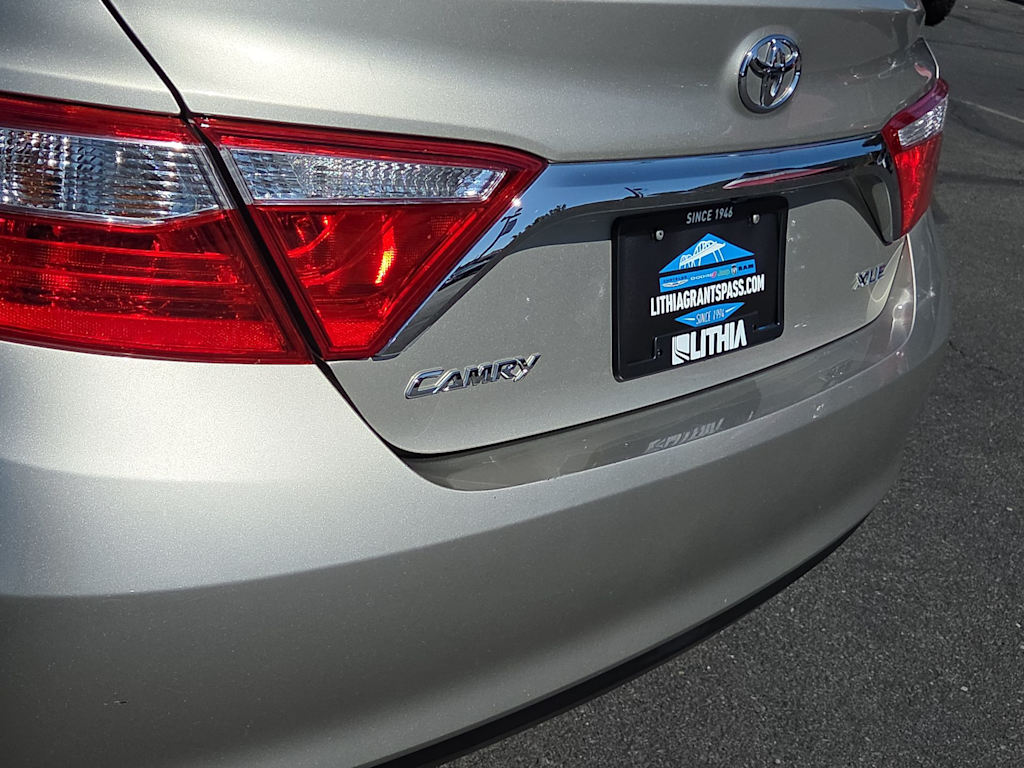 Thumbnail: 2016 Toyota Camry - 28