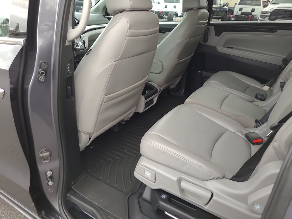 Thumbnail: 2018 Honda Odyssey - 13