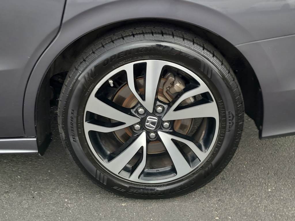Thumbnail: 2018 Honda Odyssey - 8