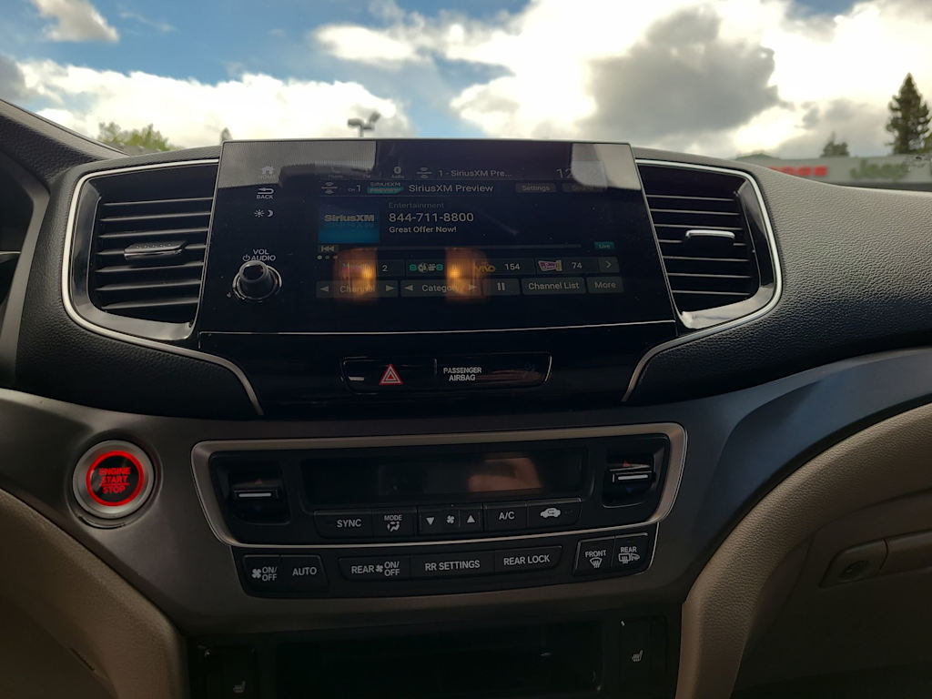 Thumbnail: 2019 Honda Pilot - 13