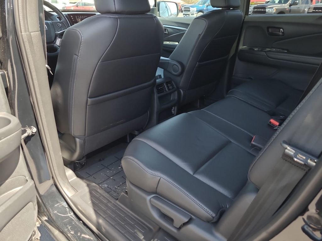 2023 Honda Passport EX-L 13
