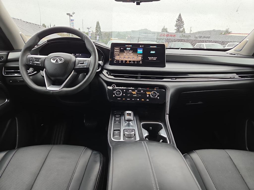 Thumbnail: 2023 INFINITI QX60 - 10