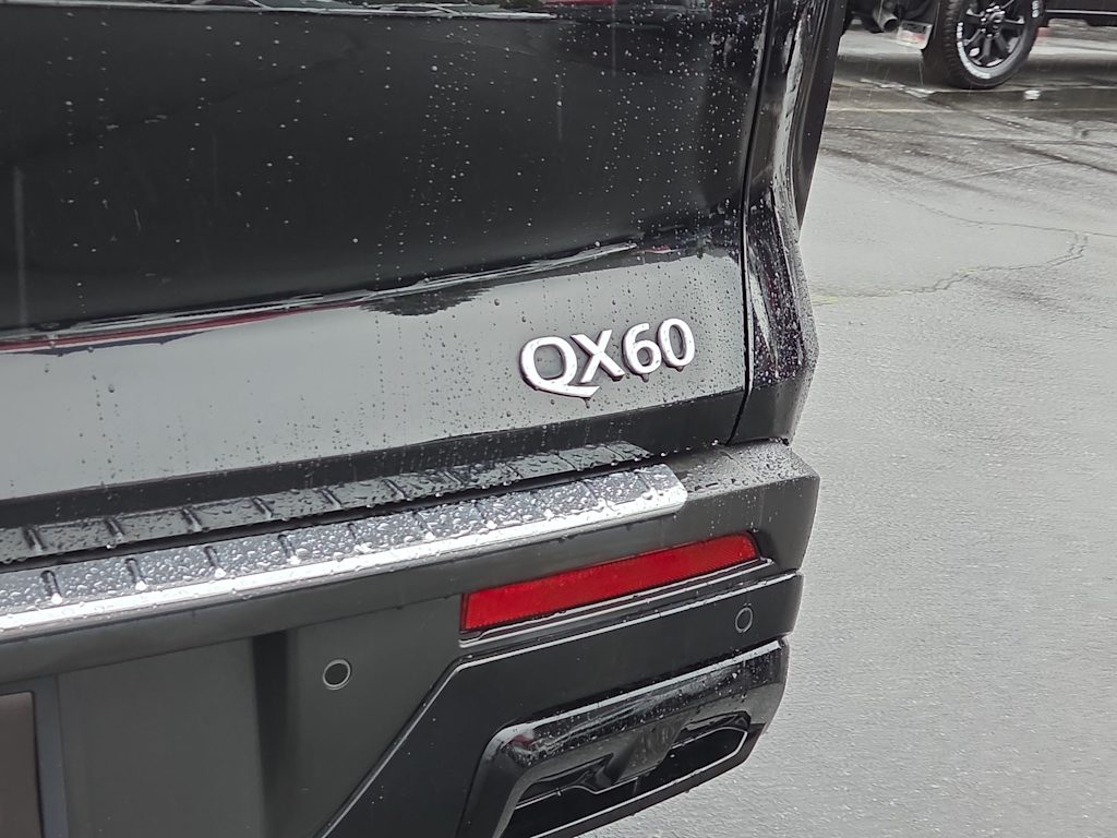 Thumbnail: 2023 INFINITI QX60 - 7